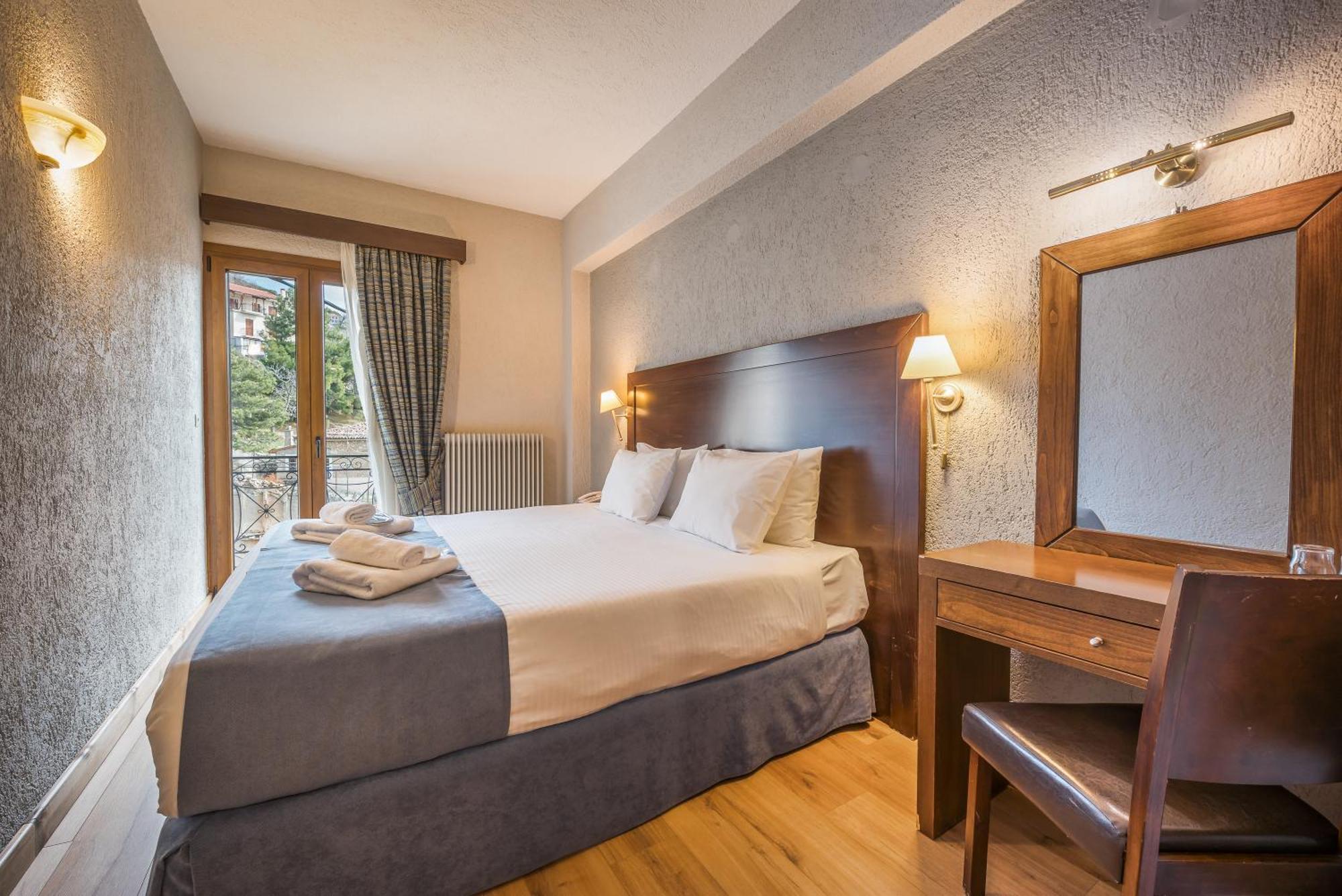 Arahova Inn Hotel Cameră foto